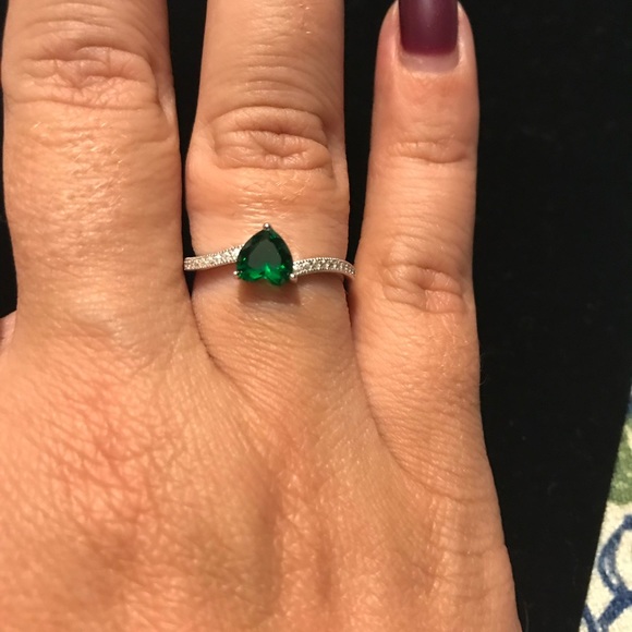 Sterling silver ring - Picture 3 of 7